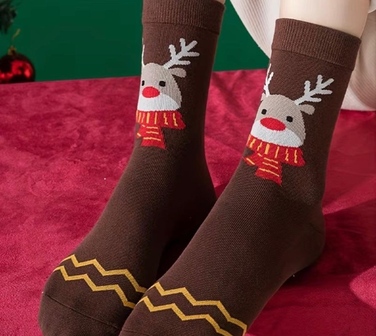 Set de Calcetines Navideños – 5 Diseños para Llenar Tus Pasos de Navidad