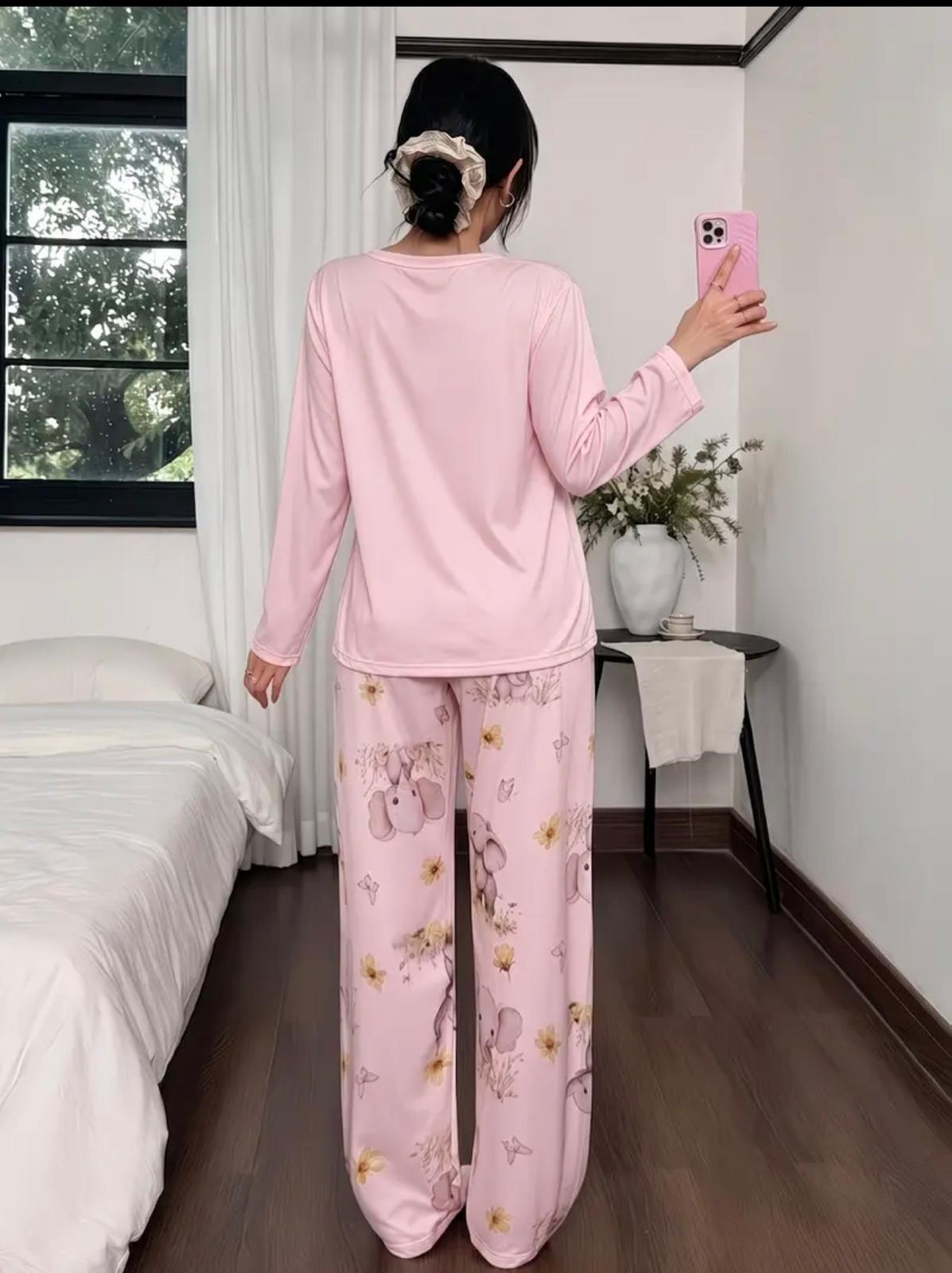 Pijama Little Elephant – Dulce, Femenina y Súper Acogedora