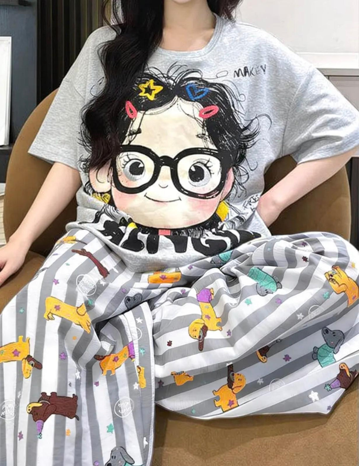 Pijama de Dos Piezas – Dulzura, Comodidad y Mucha Personalidad 💛✨