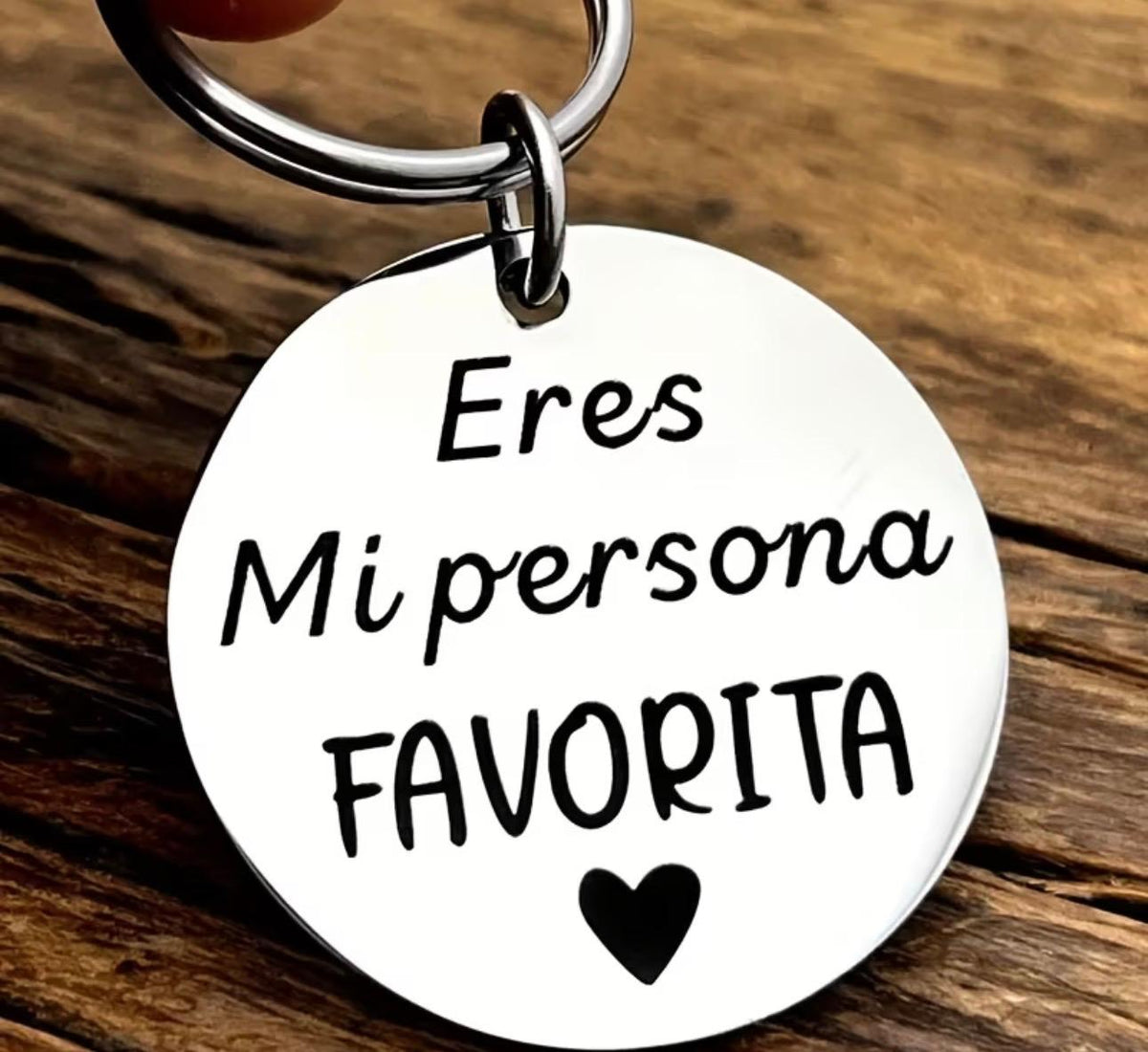 Llavero “Eres Mi Persona Favorita” – Un Detalle Pequeño con un Gran Significado
