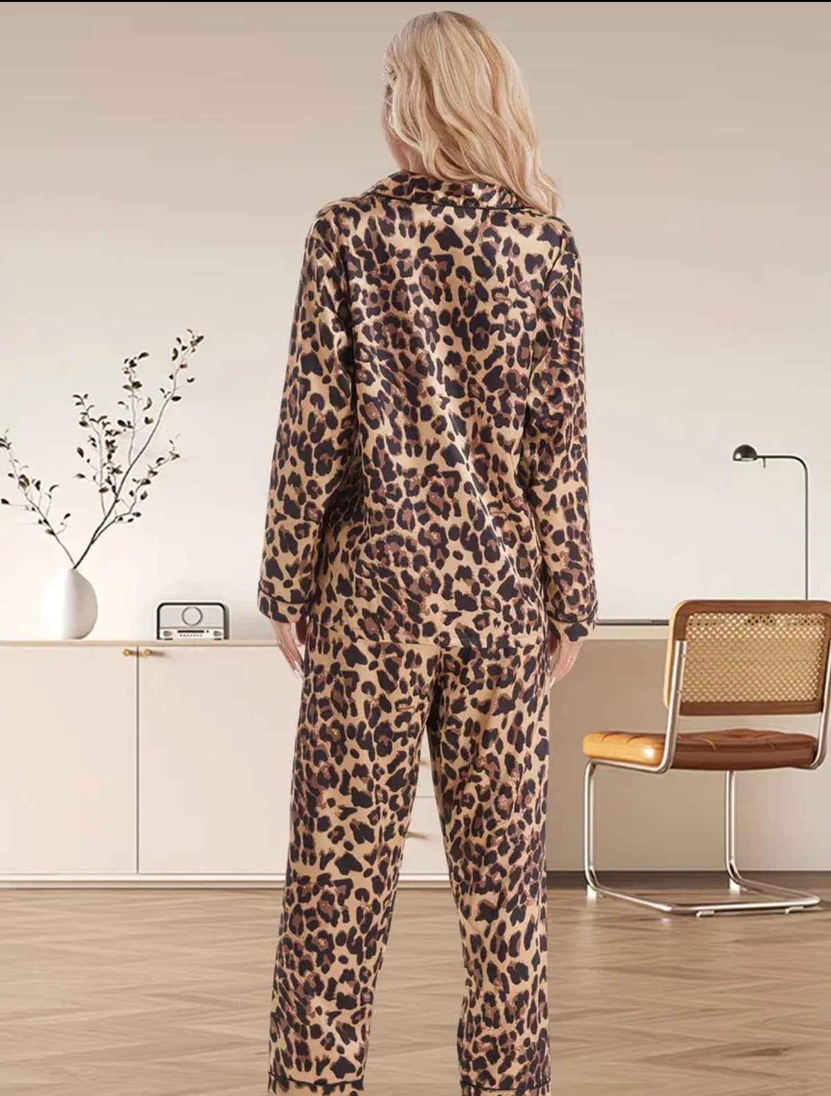 Pijama Leopard Chic – Atrevida, Elegante y Súper Cómoda