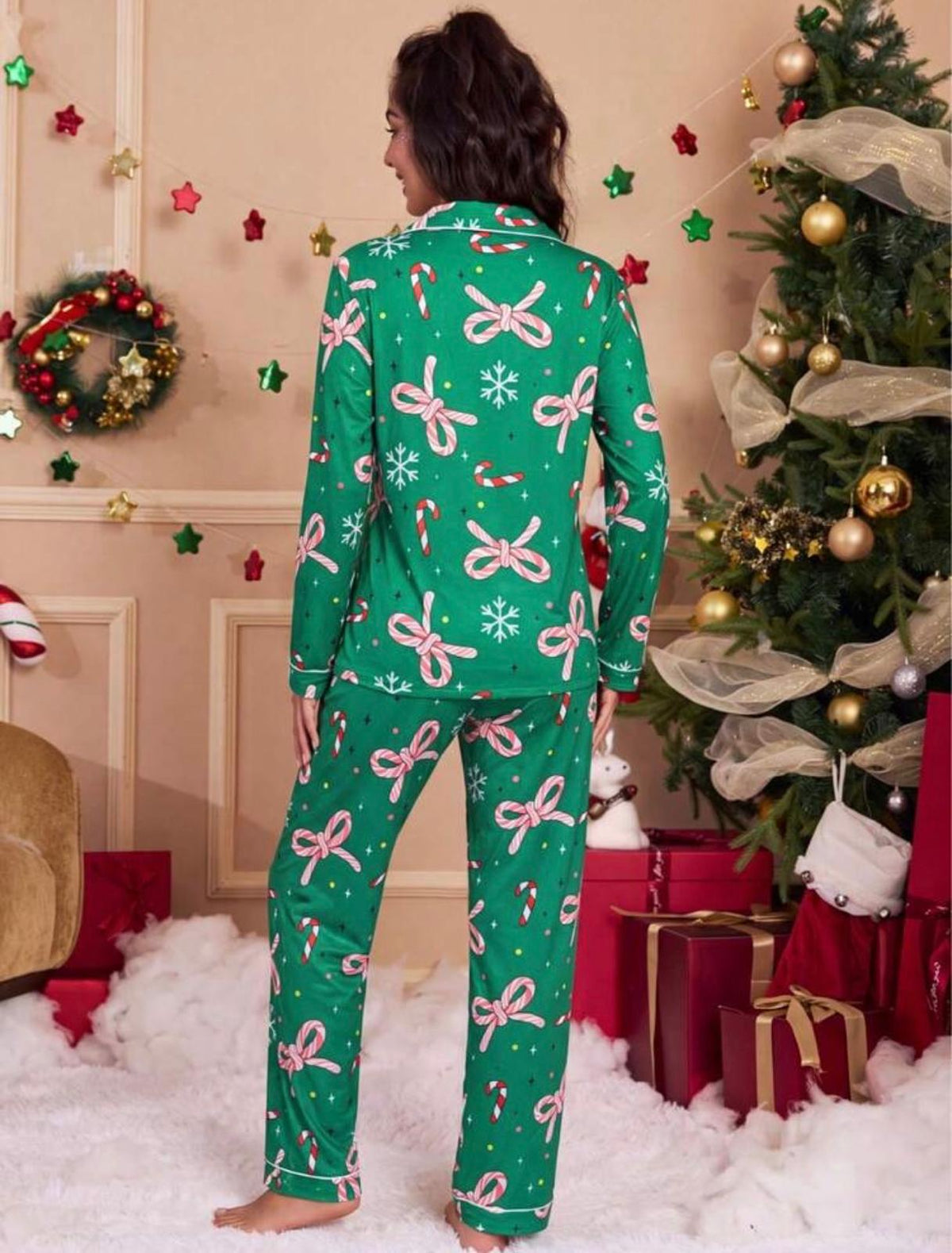 Pijama Navideña Candy Cane Verde – Alegre, Cómoda y Encantadora