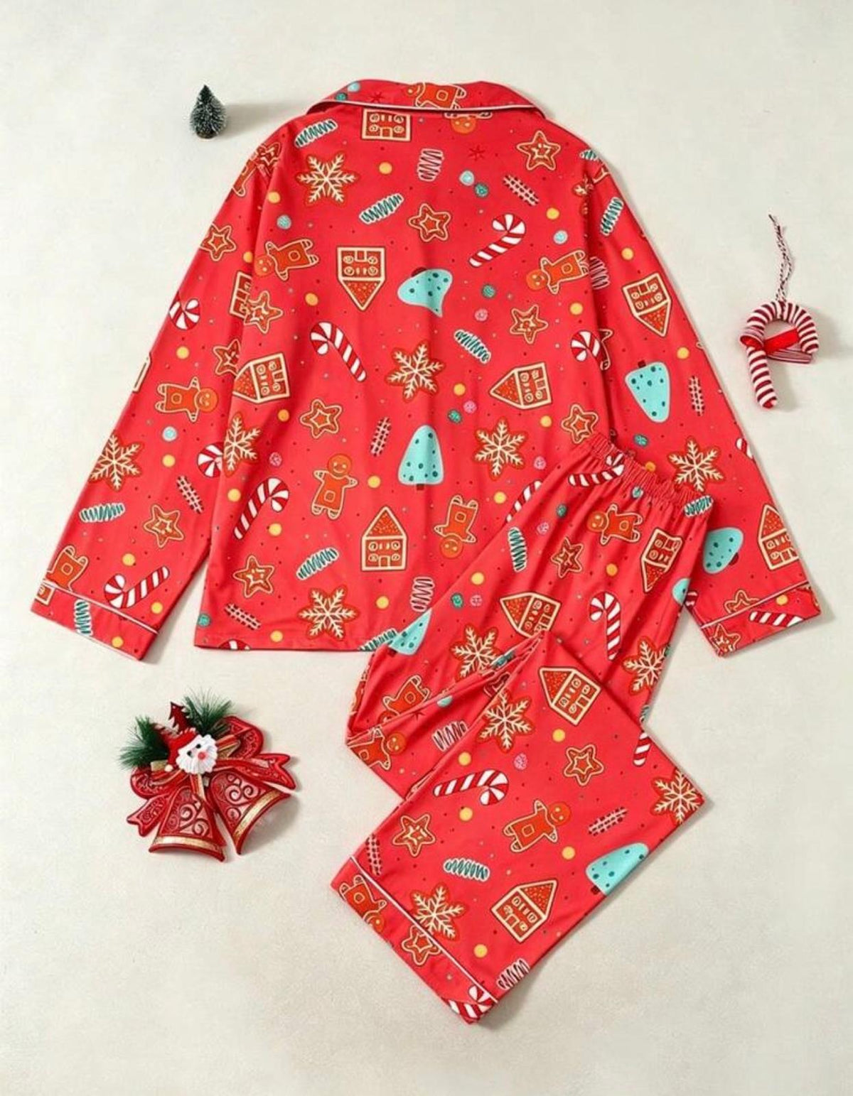 Pijama Navideña Roja – Dulce, Festiva y Súper Cómoda