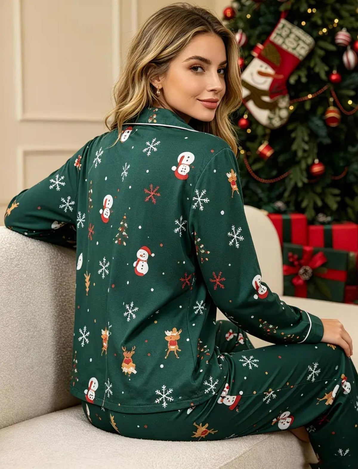 Pijama Navideña Green Christmas – Clásica, Cómoda y Llena de Espíritu Festivo