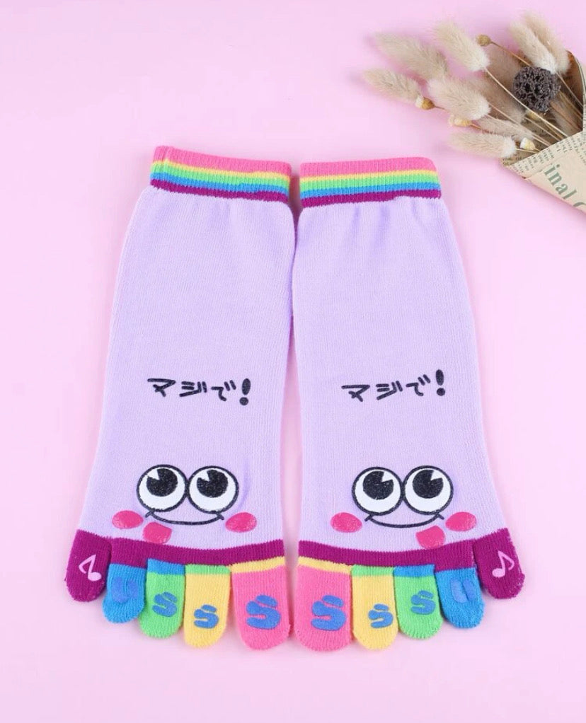 Calcetines con dedos de colores
