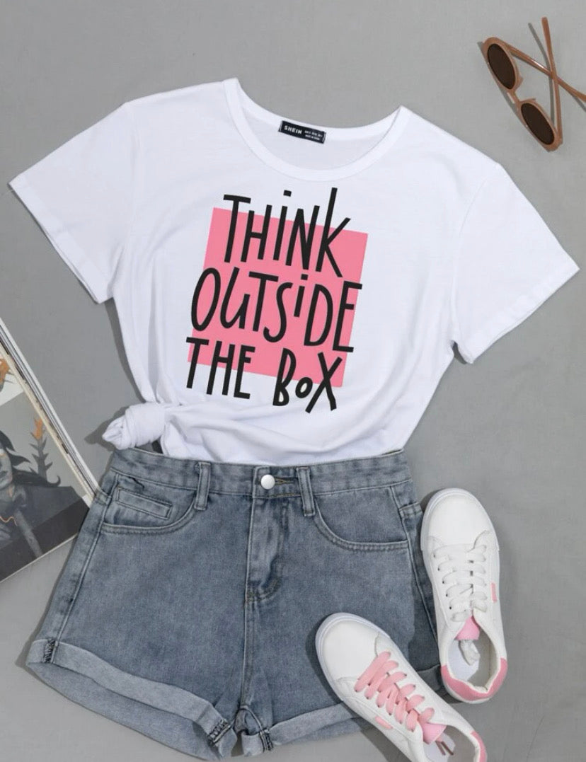 Camiseta THINK OUTSIDE THE BOX